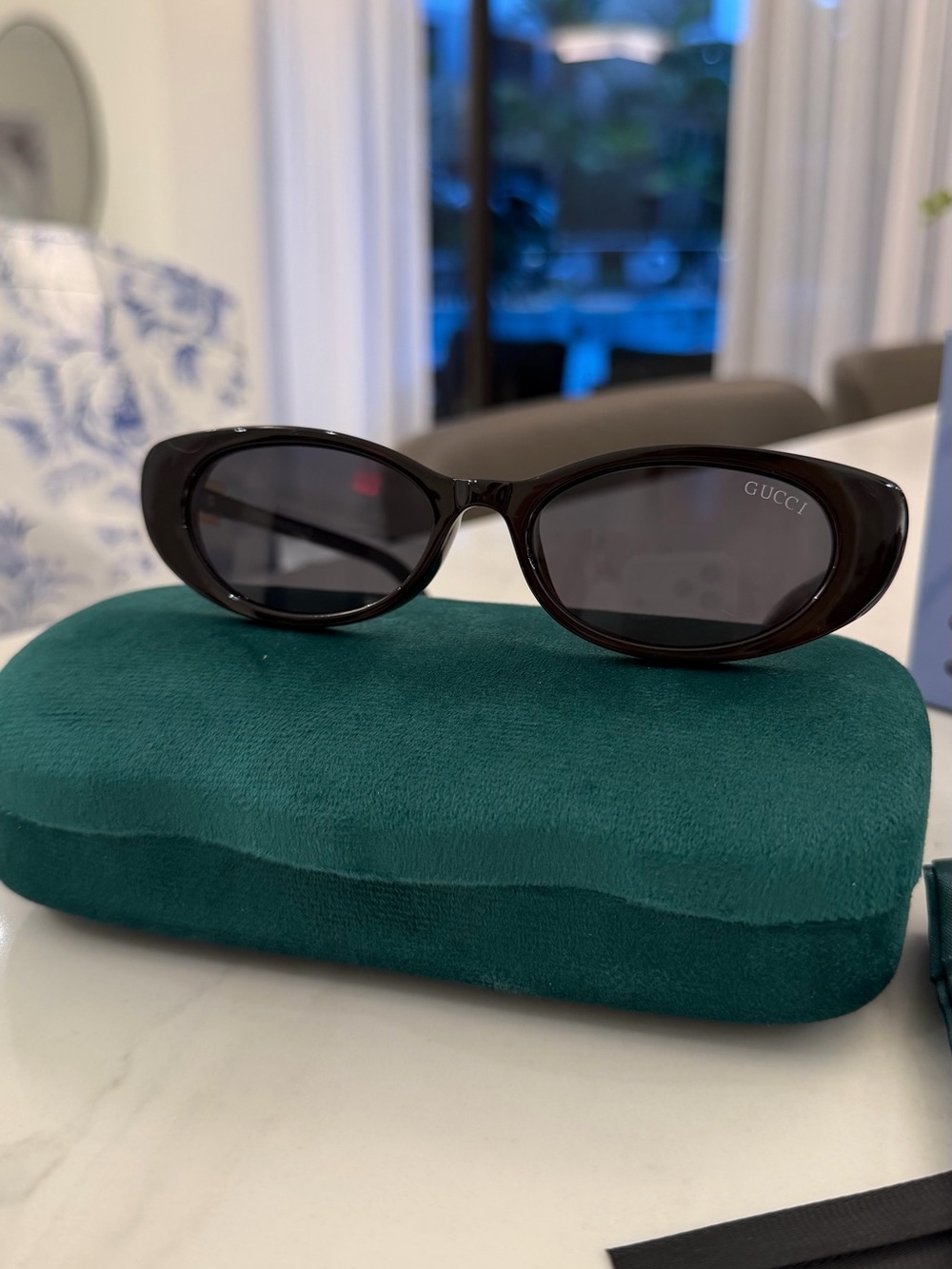 Gucci Black Oval Women's Sunglasses with Dark Lenses - Picture 1 of 13